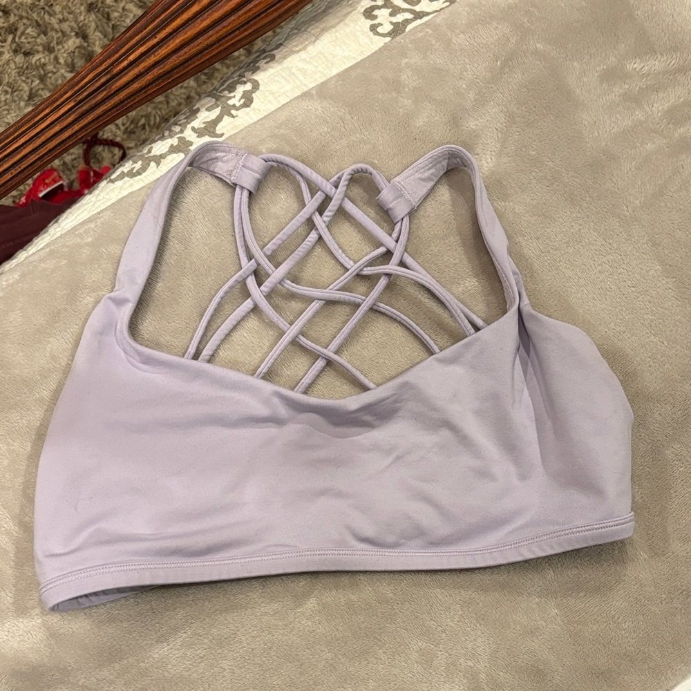 Lululemon  sz 12 lavender sports bra